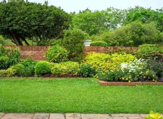 landscaping services East Islip